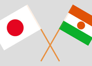 Crossed flags of Japan and the Niger. Official colors. Correct proportion. Vector illustration