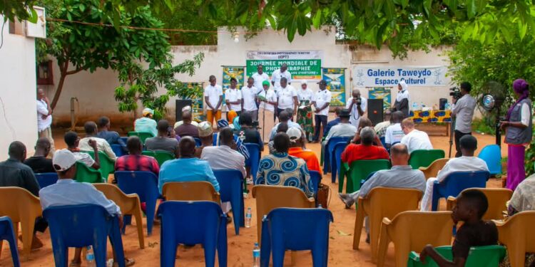DR: Collectif des Photographes Taweydo